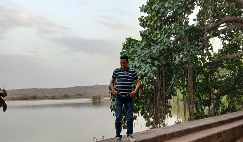 Pragsar Lake sunset at Chadva Rakhal