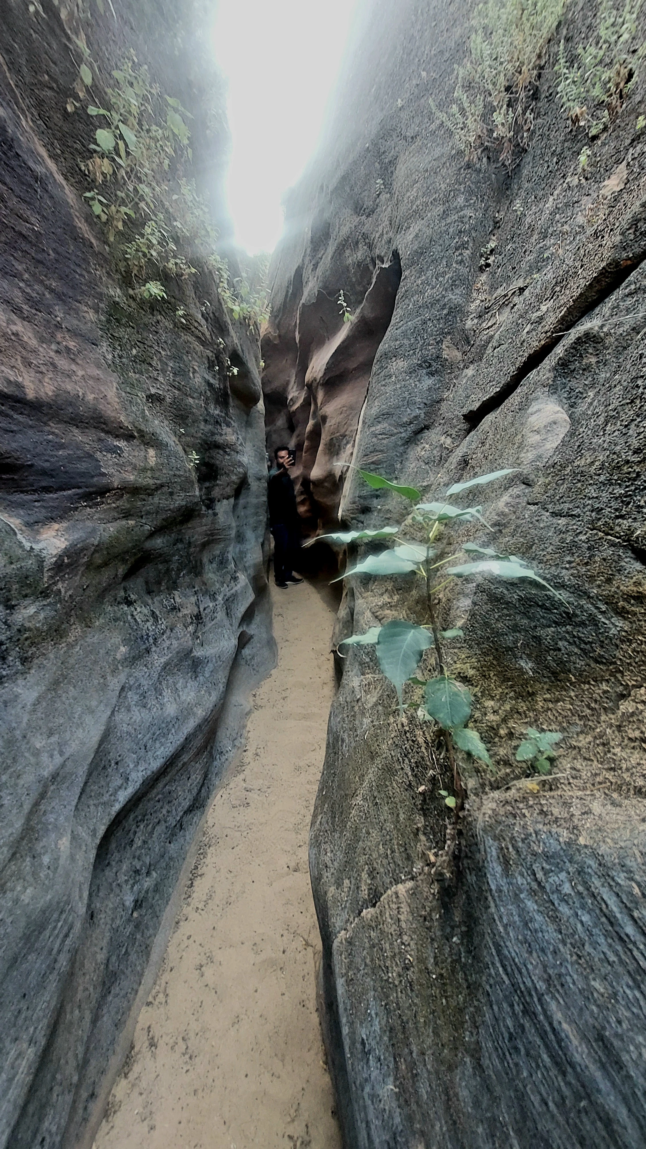 Naddappa Caves – Exploring the Hidden Rock Caves Near Bhuj
