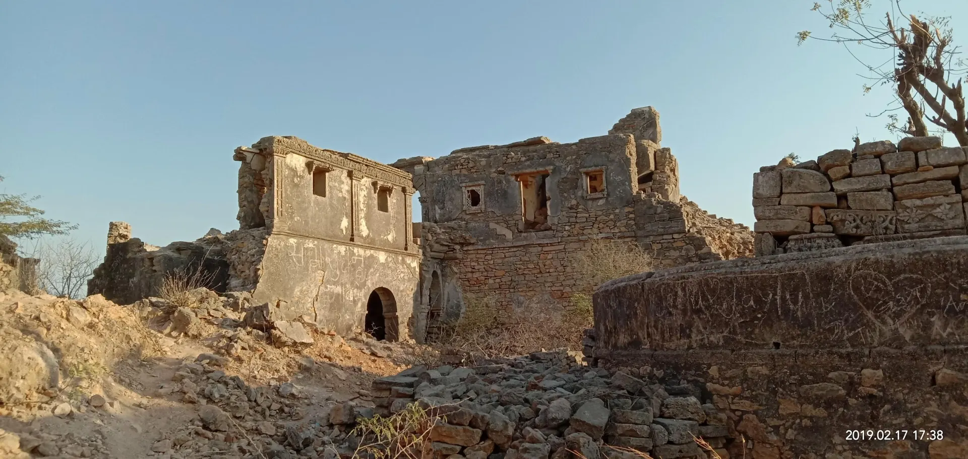 Nearby attractions around Roha Fort, Nakhatrana